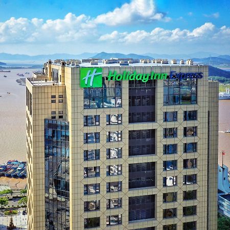 Holiday Inn Express Zhoushan Dinghai By Ihg Экстерьер фото