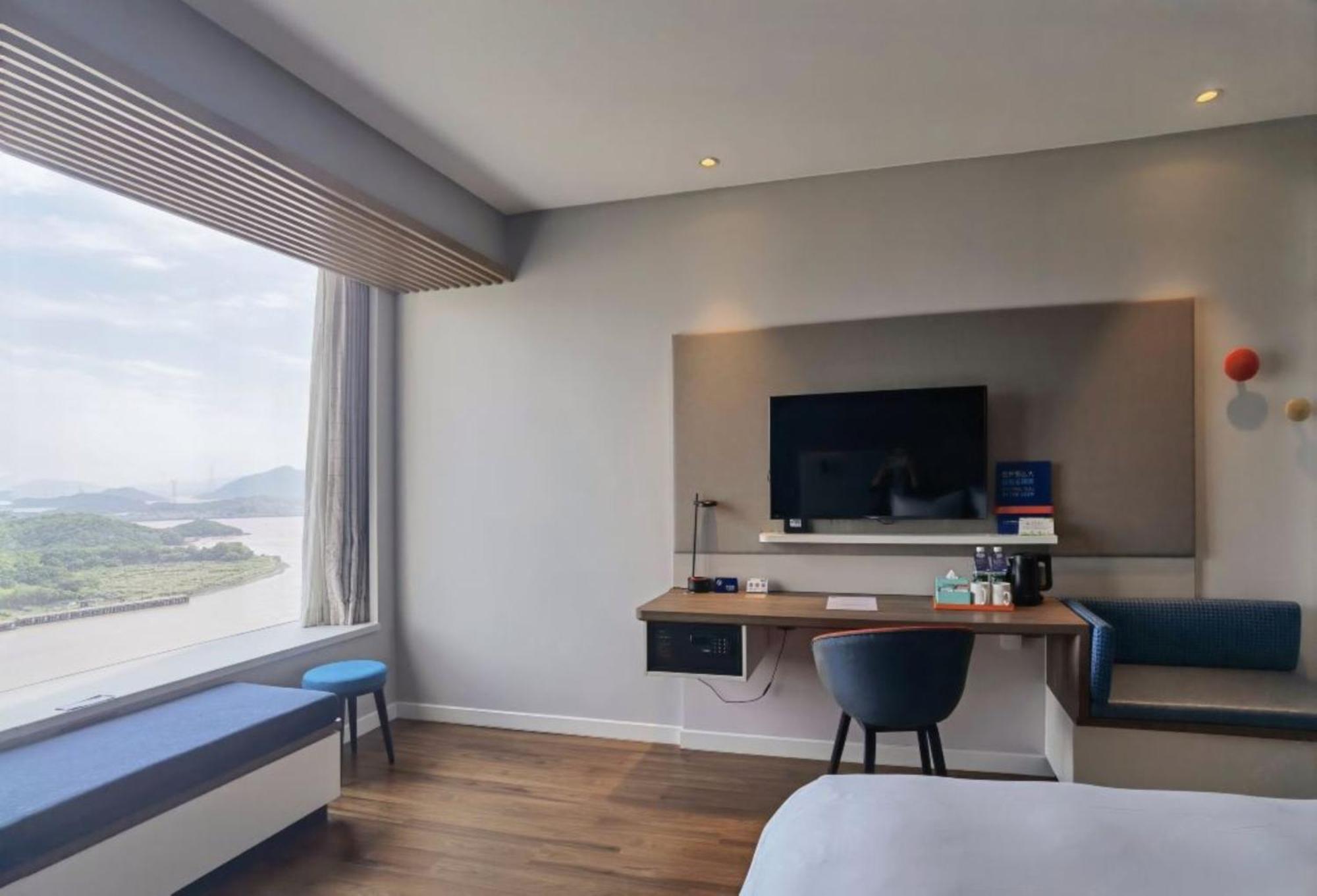 Holiday Inn Express Zhoushan Dinghai By Ihg Экстерьер фото