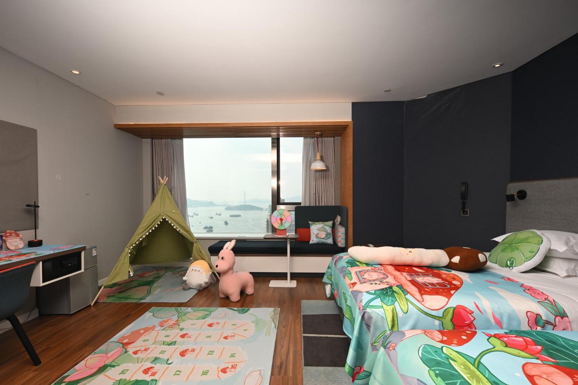Holiday Inn Express Zhoushan Dinghai By Ihg Экстерьер фото